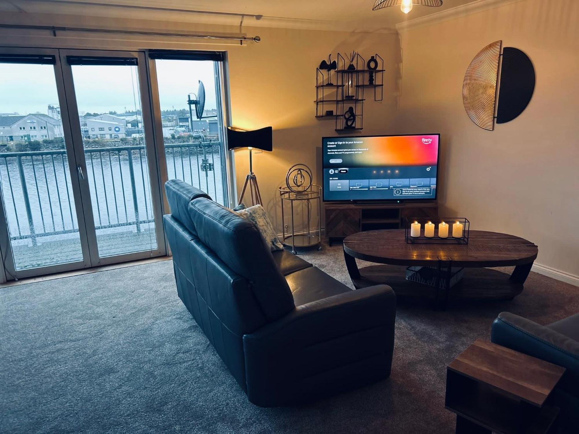 Central Cosy Riverview Apartment 2 Bed, 2 Bath, Free Parking / Wifi Inverness Bagian luar foto